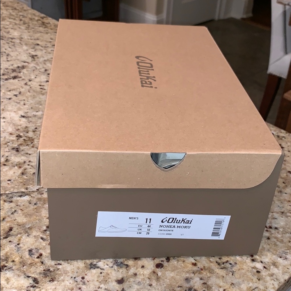 OluKai Men’s shoes